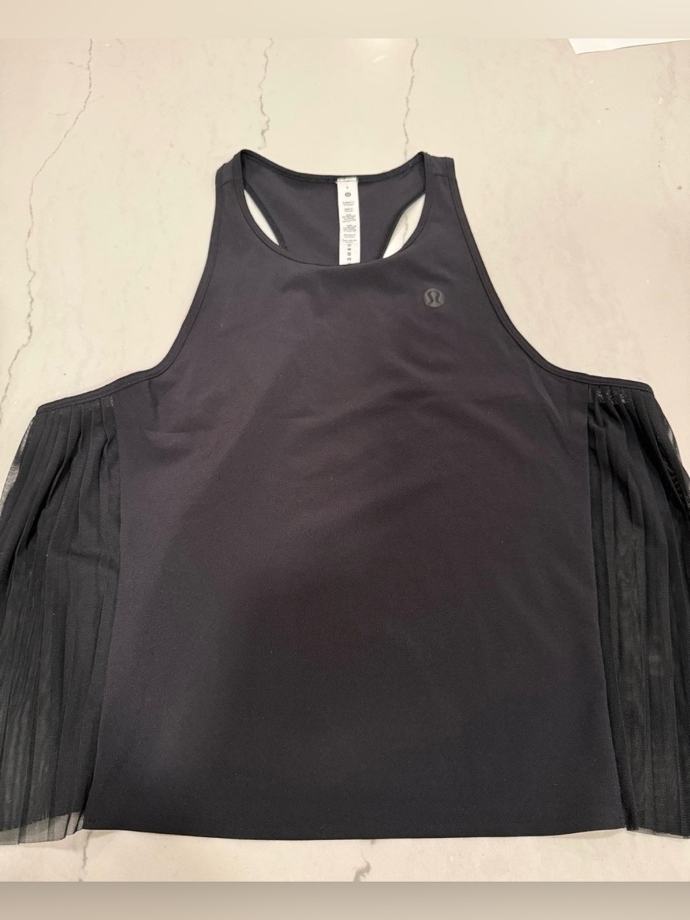 Lululemon Black Side Pleats Tennis Tank size small